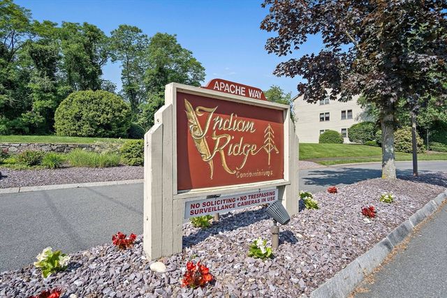 98 Apache Way 98, Tewksbury, MA 01876