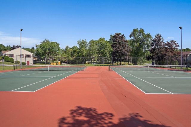 98 Apache Way 98, Tewksbury, MA 01876