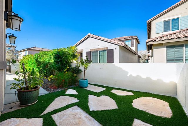 80368 Whisper Rock Way, La Quinta, CA 92253