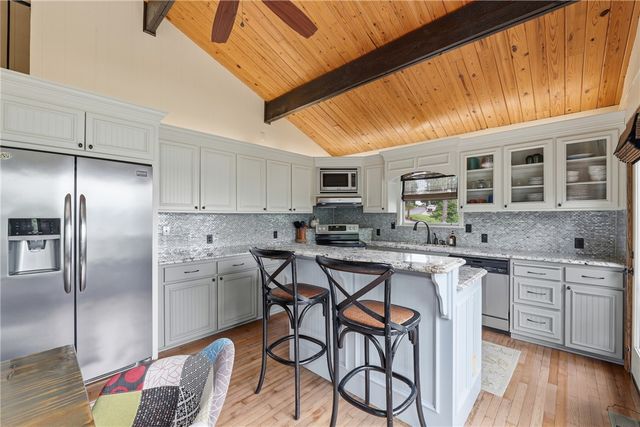8060 Cedar Drive, Rogers, AR 72756