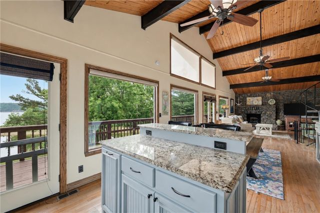 8060 Cedar Drive, Rogers, AR 72756