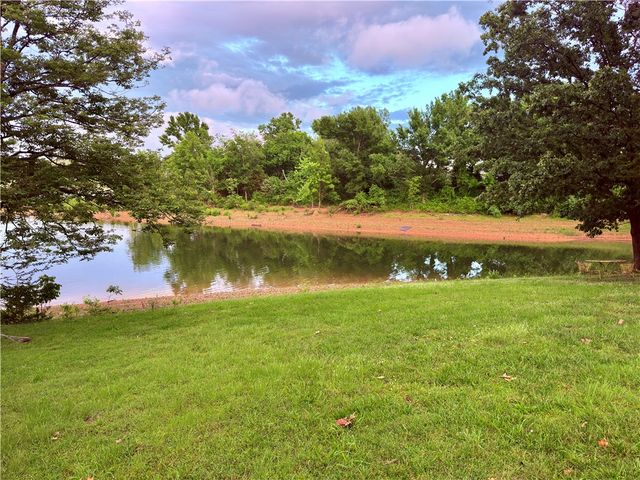8060 Cedar Drive, Rogers, AR 72756