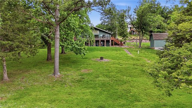 8060 Cedar Drive, Rogers, AR 72756
