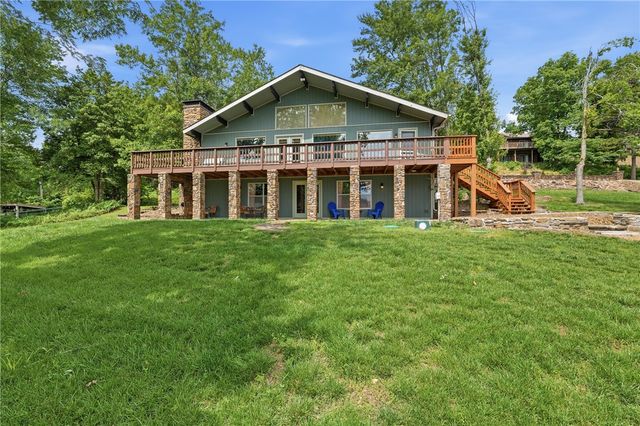 8060 Cedar Drive, Rogers, AR 72756