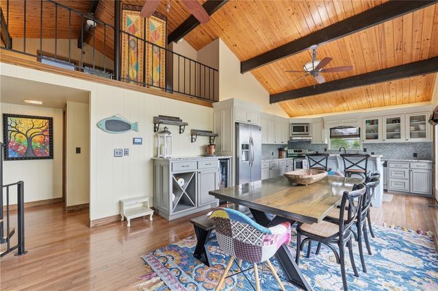 8060 Cedar Drive, Rogers, AR 72756
