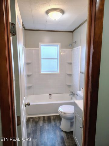 2846 Tazewell Hwy, Sneedville, TN 37869