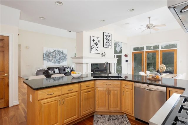 187 South Rockingham, Amherst, NY 14228