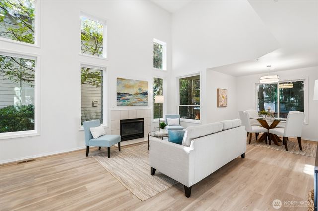 4832 165th Place SW, Edmonds, WA 98026