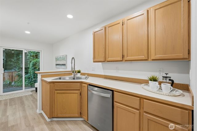 4832 165th Place SW, Edmonds, WA 98026