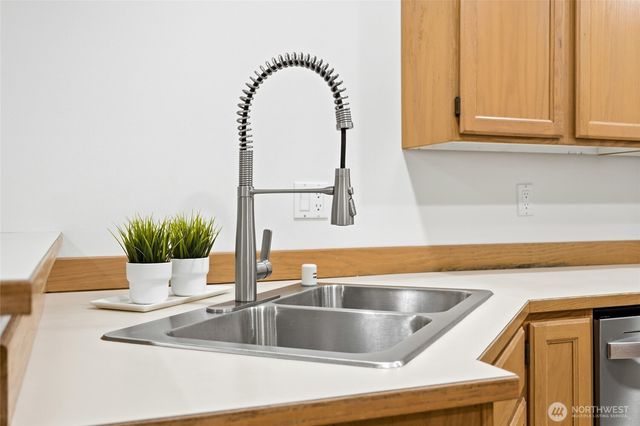 4832 165th Place SW, Edmonds, WA 98026