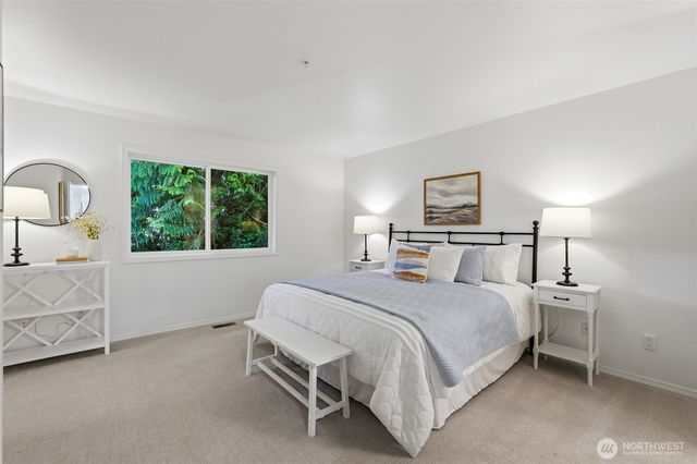 4832 165th Place SW, Edmonds, WA 98026