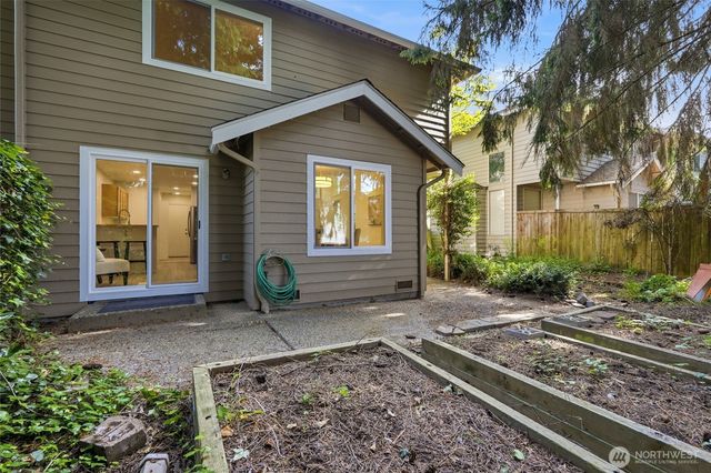 4832 165th Place SW, Edmonds, WA 98026