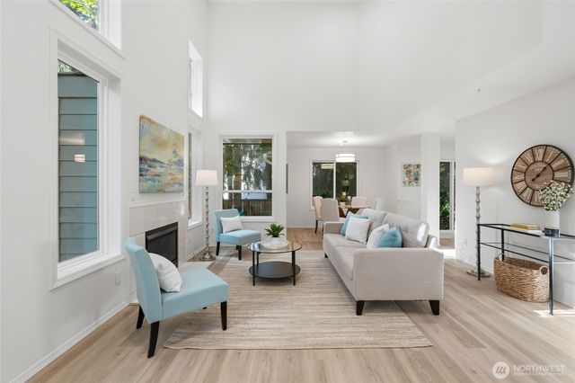 4832 165th Place SW, Edmonds, WA 98026