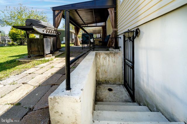 1511 WARREN AVE, Landover, MD 20785