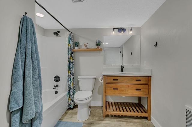 705 W River Street, Monticello, MN 55362