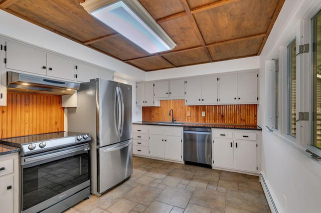 705 W River Street, Monticello, MN 55362