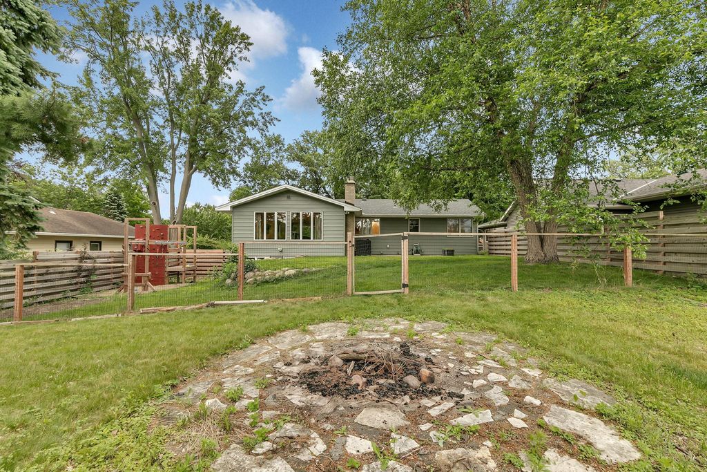 705 W River Street, Monticello, MN 55362 — photo 5