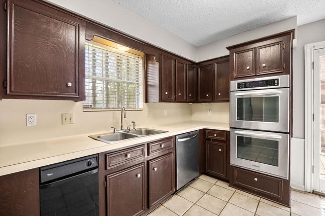 2211 Turtle Creek Drive, Missouri City, TX 77459