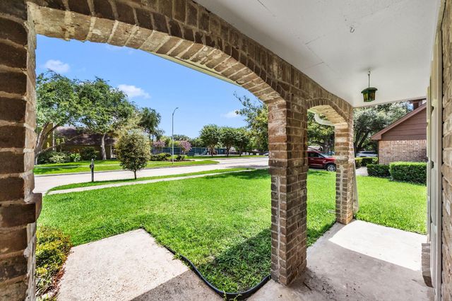 2211 Turtle Creek Drive, Missouri City, TX 77459