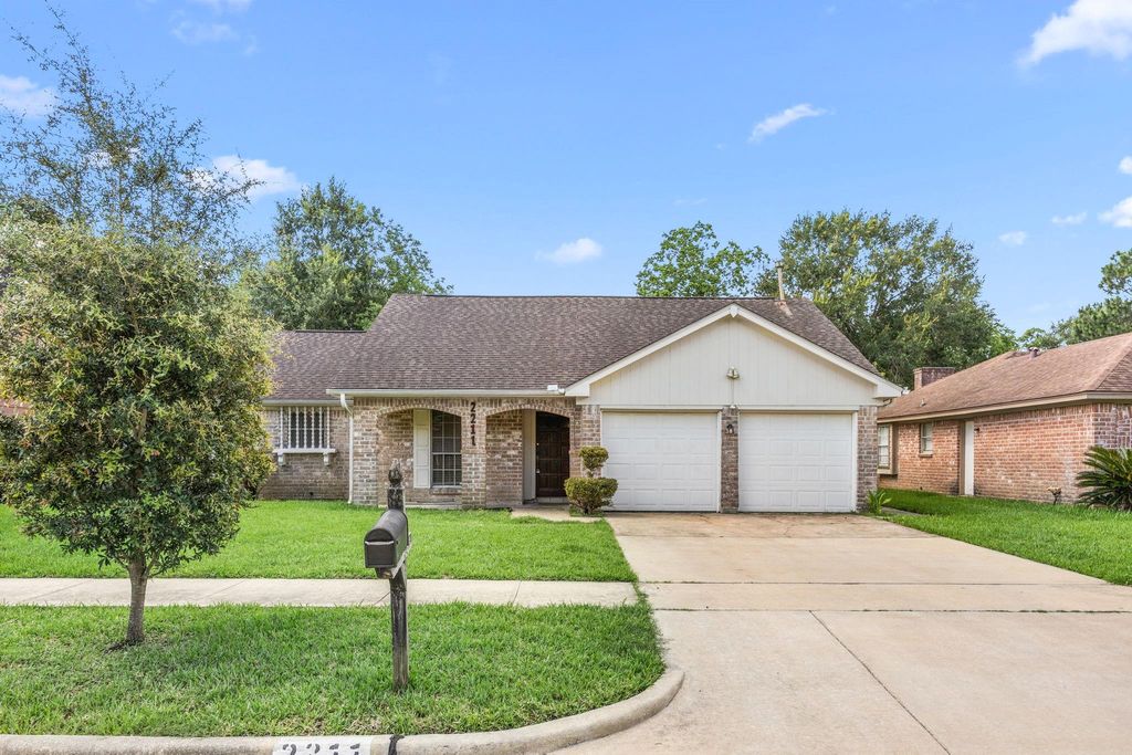 2211 Turtle Creek Drive, Missouri City, TX 77459
