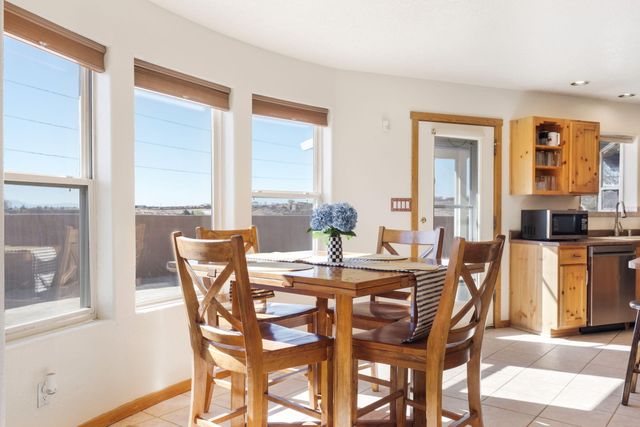 1460 Nez Perce Loop NE, Rio Rancho, NM 87144