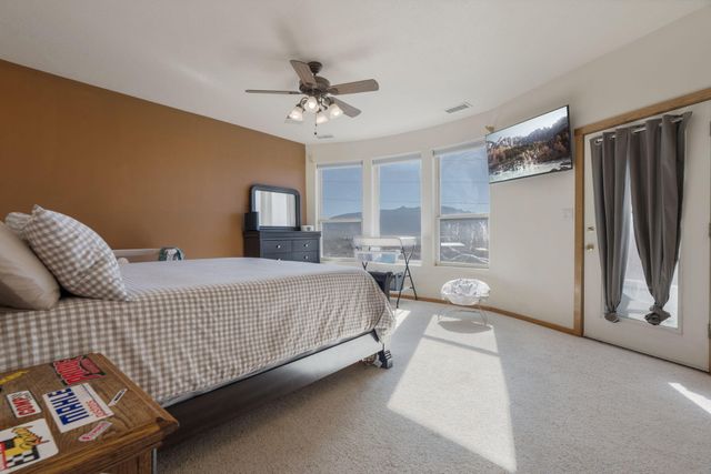 1460 Nez Perce Loop NE, Rio Rancho, NM 87144