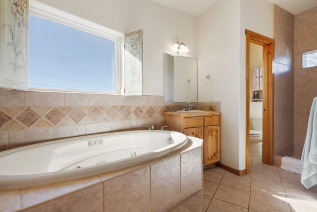 1460 Nez Perce Loop NE, Rio Rancho, NM 87144