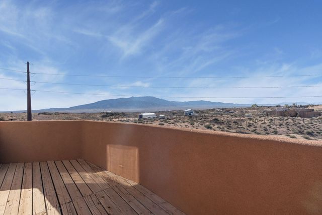 1460 Nez Perce Loop NE, Rio Rancho, NM 87144