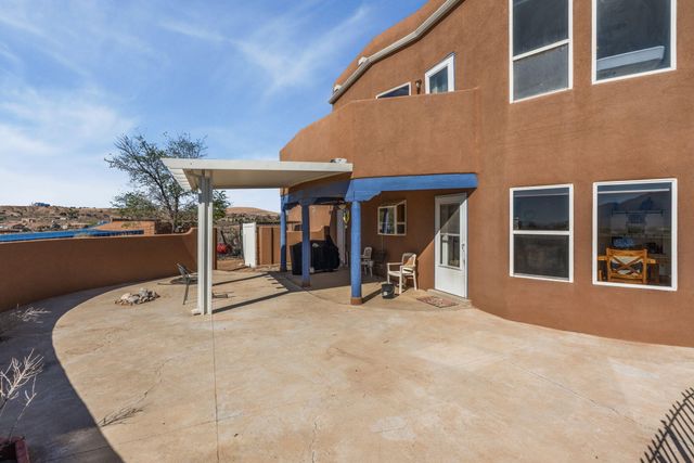 1460 Nez Perce Loop NE, Rio Rancho, NM 87144
