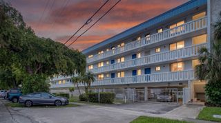 1100 NE 191st Street 44, Miami, FL 33179