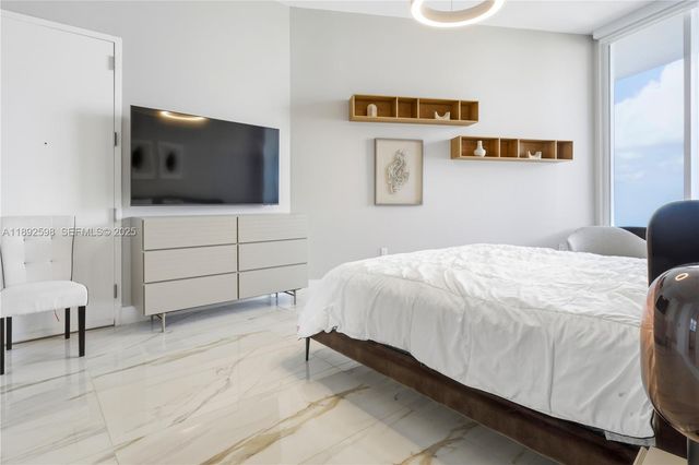 16001 Collins Avenue 3705, Sunny Isles Beach, FL 33160