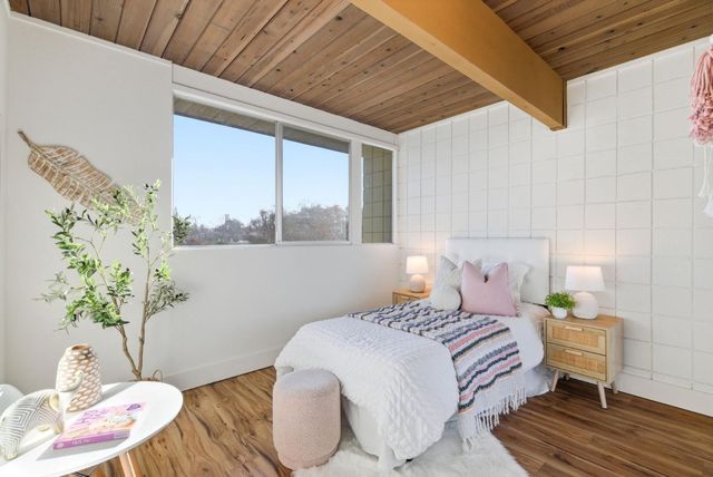 3329 Benton Street, Santa Clara, CA 95051