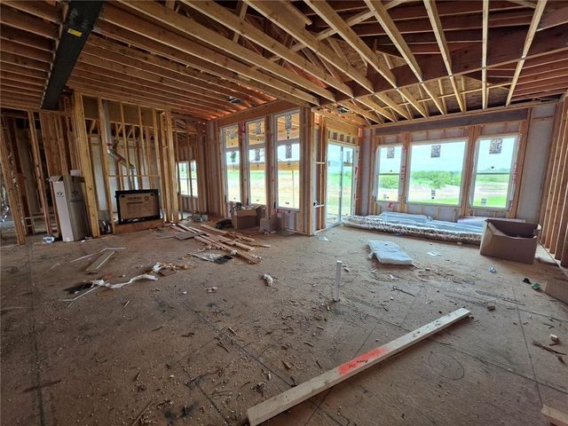 11283 S Sunray Drive, Olathe, KS 66061