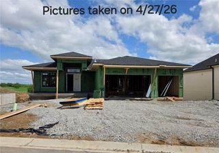 11283 S Sunray Drive, Olathe, KS 66061
