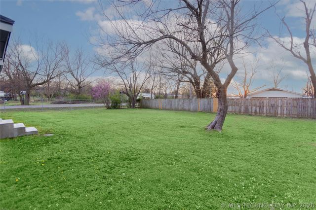 1101 N D Street, Mcalester, OK 74501