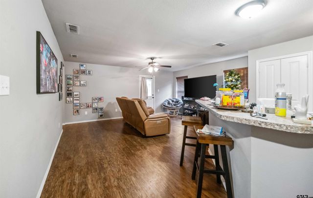 414 Tara Ln., Troup, TX 75789