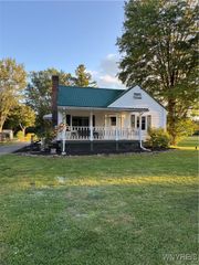 2463 Hemlock Road, Eden, NY 14057