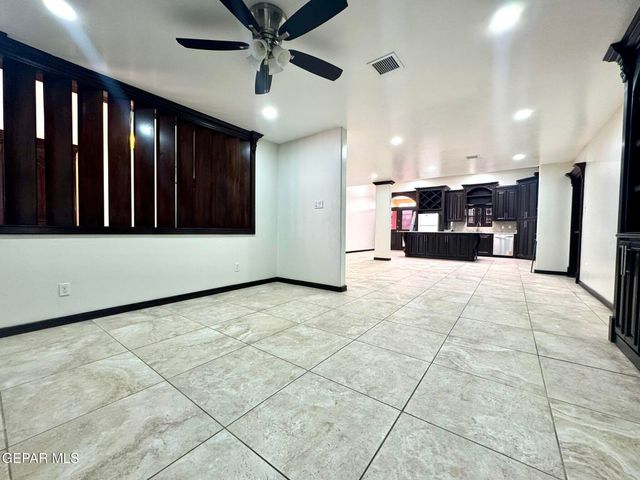 142 CLAIREMONT Road, El Paso, TX 79912