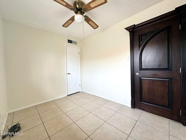 142 CLAIREMONT Road, El Paso, TX 79912