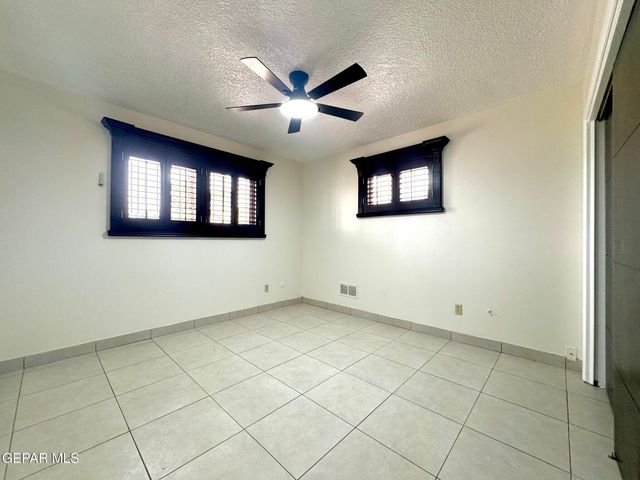 142 CLAIREMONT Road, El Paso, TX 79912