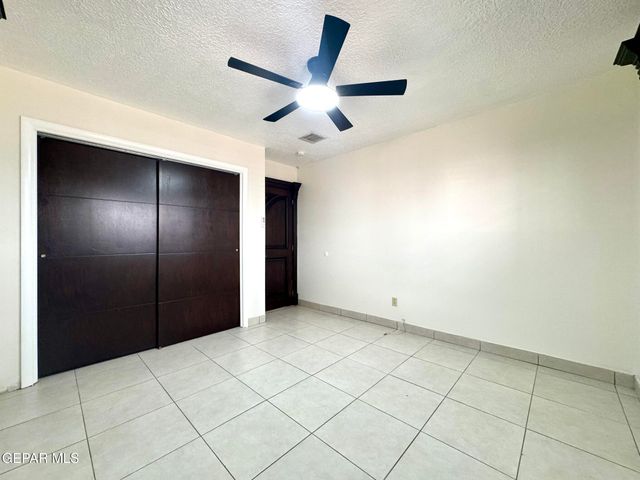 142 CLAIREMONT Road, El Paso, TX 79912