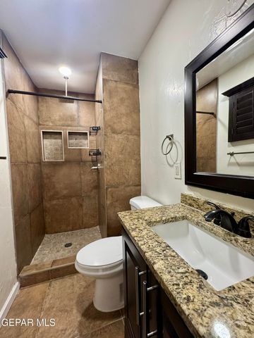 142 CLAIREMONT Road, El Paso, TX 79912