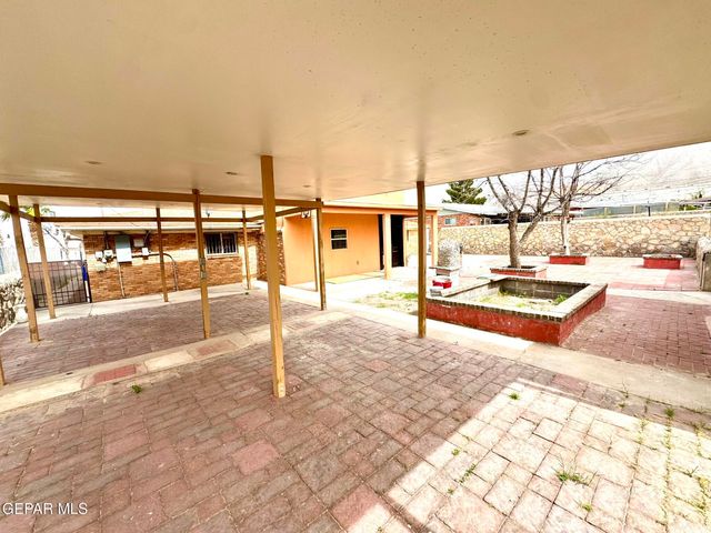 142 CLAIREMONT Road, El Paso, TX 79912