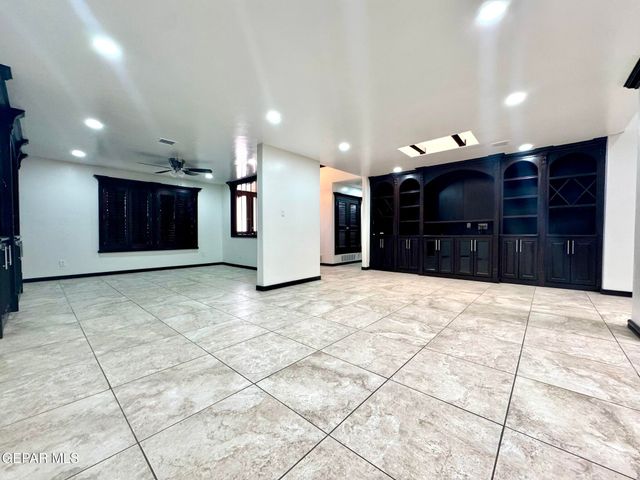 142 CLAIREMONT Road, El Paso, TX 79912