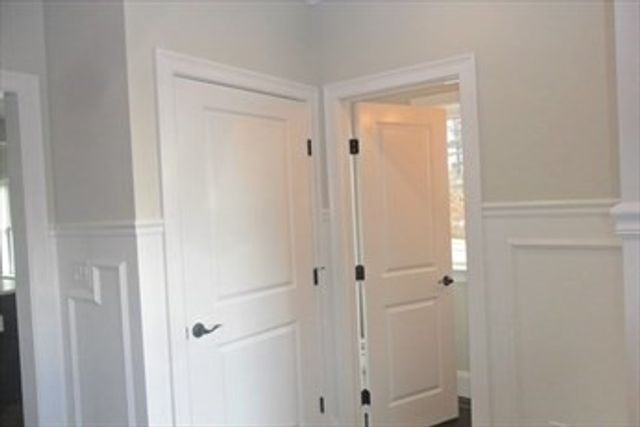 87 East Main Street 87, Hopkinton, MA 01748