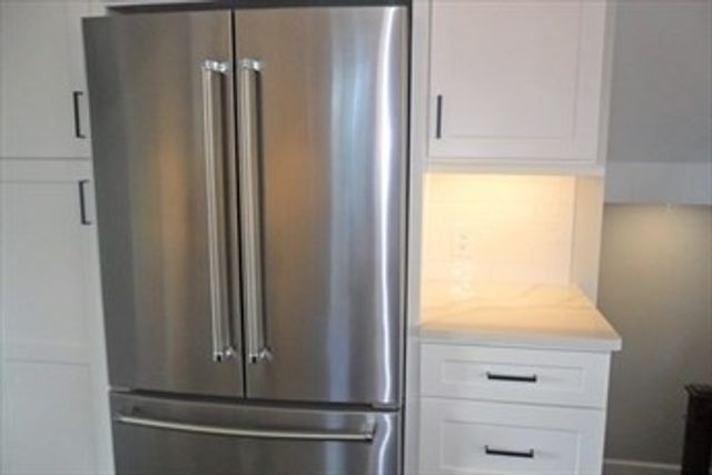 87 East Main Street 87, Hopkinton, MA 01748