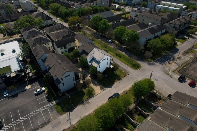 2205 Bastrop Street, Houston, TX 77003