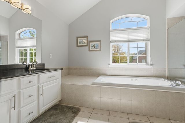 29043 Bay Pointe Drive, Chesterfield Twp, MI 48047