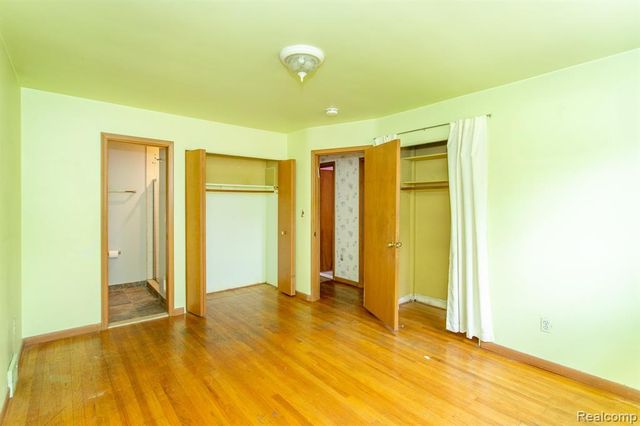 14420 Vernon Street, Oak Park, MI 48237