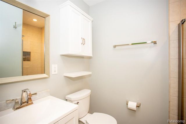 14420 Vernon Street, Oak Park, MI 48237